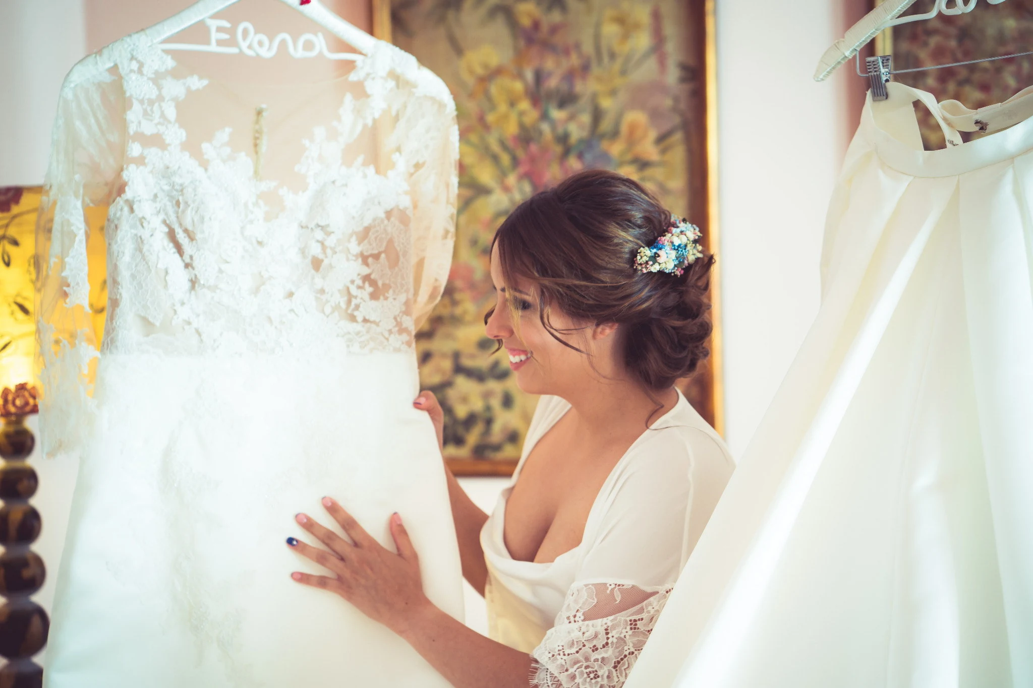 Preparativos de la novia: con dos fotógrafos no hay que elegir