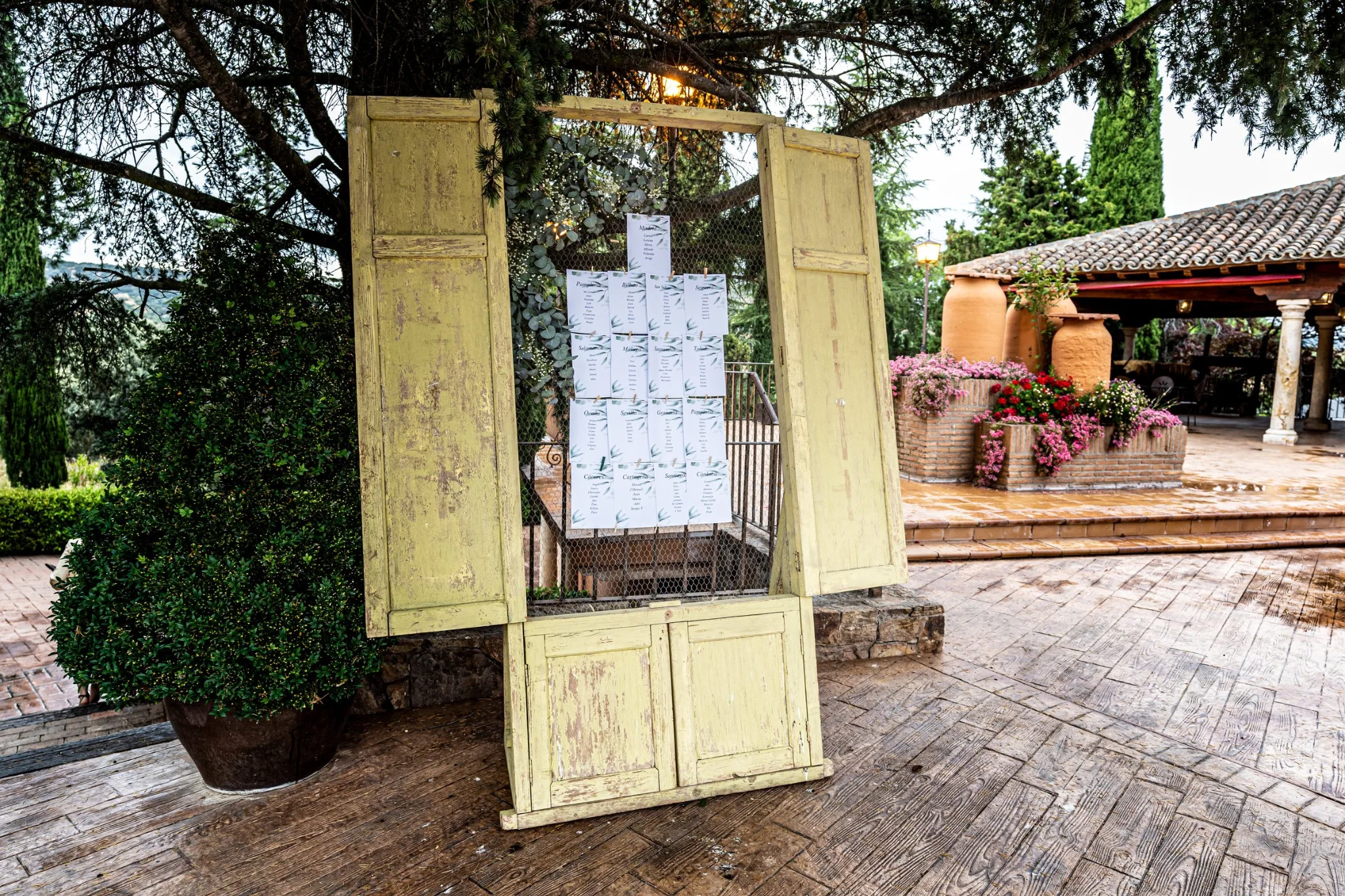 Ideas para un seating plan de boda original